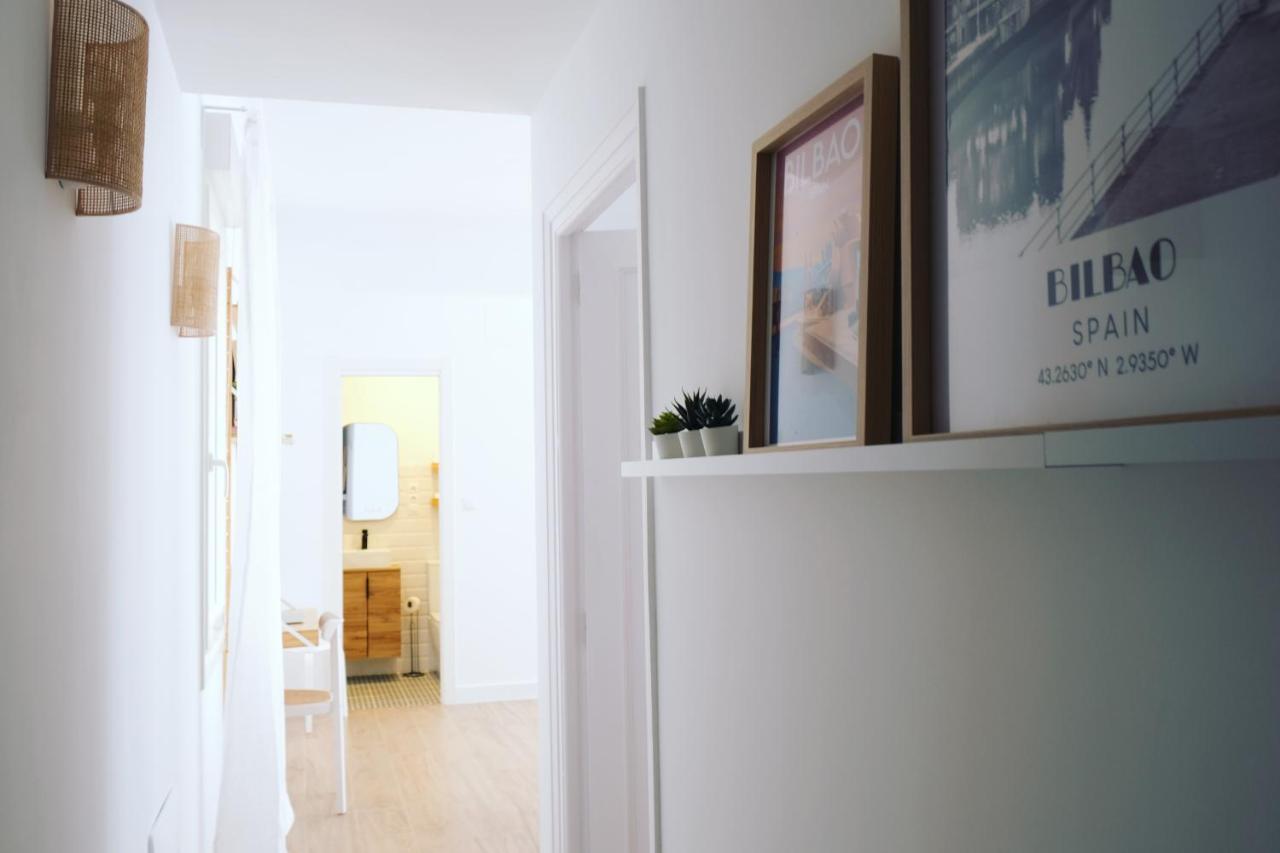 Bright And Modern Apartment In Bilbao City Center 외부 사진